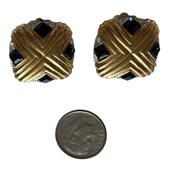 A. C. Signed Blue Clear Crystal Square Gold tone Clip on Earrings vintage 1980s - Picture 9 of 11